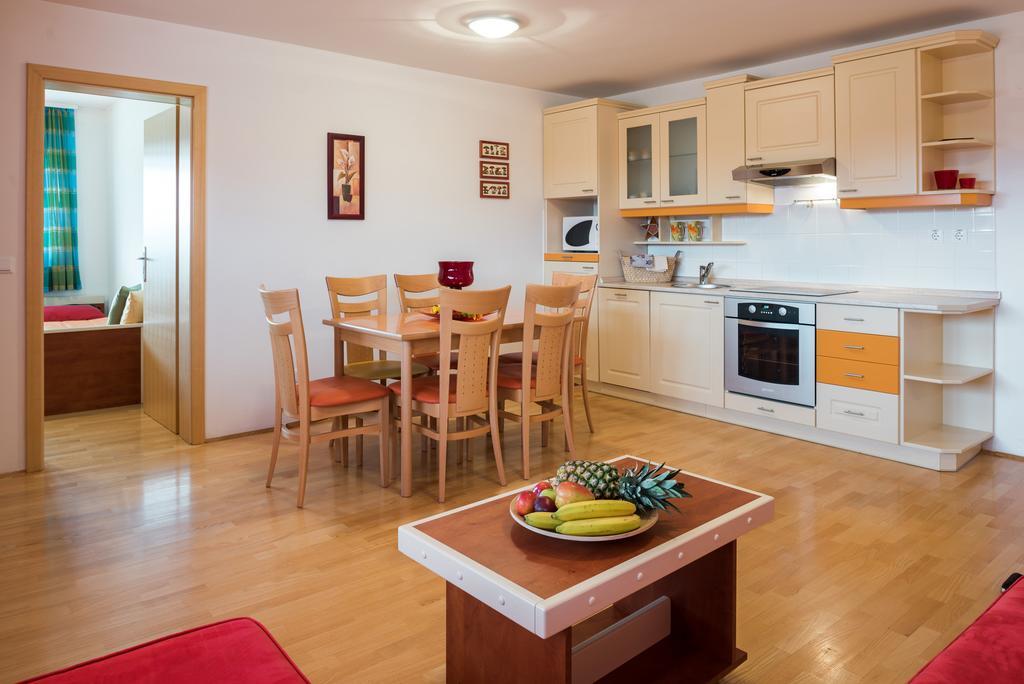 Apartments Moravske Toplice Zimmer foto
