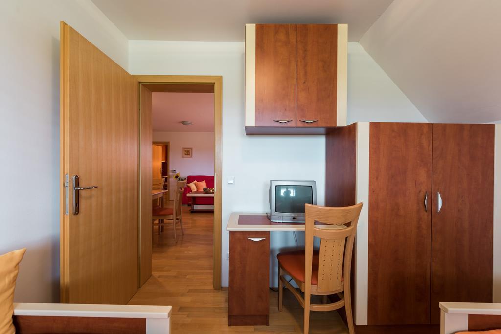 Apartments Moravske Toplice Zimmer foto
